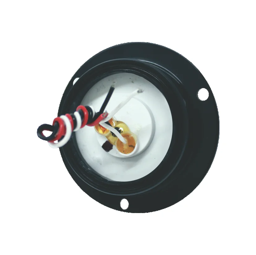PLAFON AMBAR 2 1/2" DE REMACHE NEGRO 3 LEDS PLANO 8023NA TRAKTOLAMP
